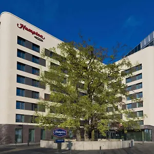 Ξενοδοχείο Hampton By Hilton Frankfurt Airport, Φραγκφούρτη