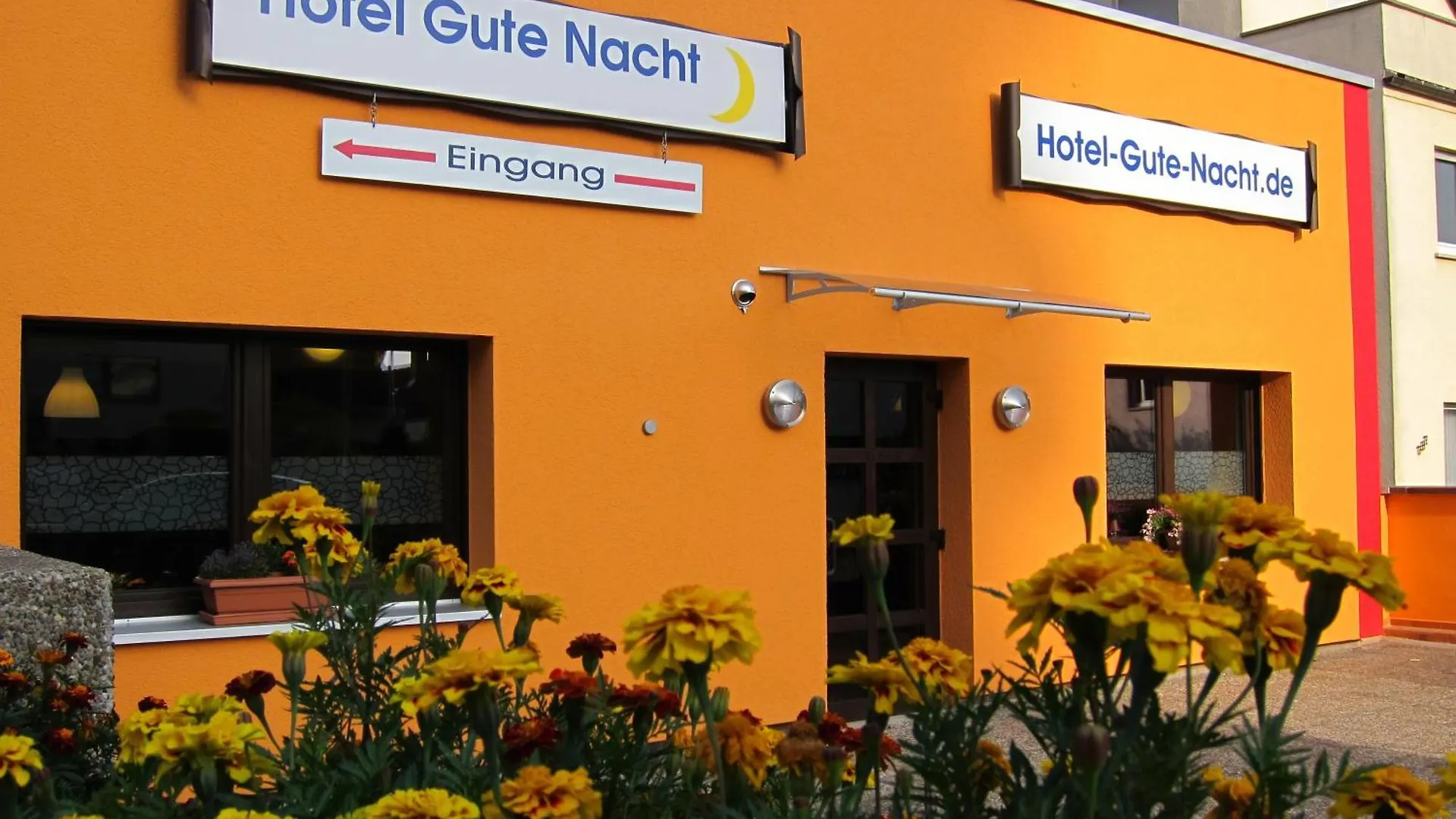 Hotel Gute Nacht contacts